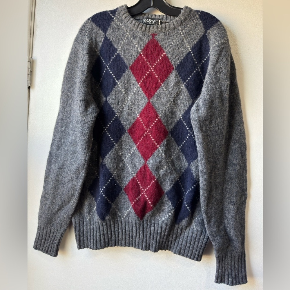 BSF Classic Collection Wool Men's Gray Argyle Crewneck Sweater